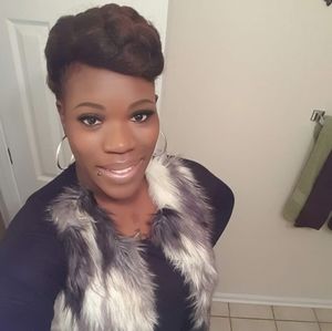 Meet your Posher, Frances